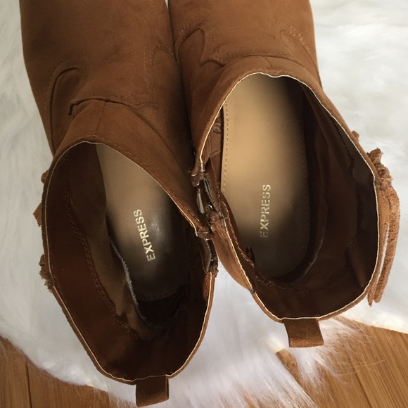 Express Booties Block Heels - Picture 4 of 6